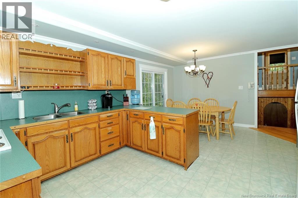 10 Newcastle Centre Road, Newcastle Centre, New Brunswick E4B 2L1 - Photo 4 - NB126929