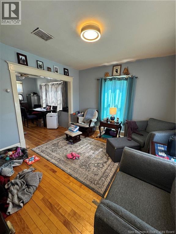 869 Main Street, Blacks Harbour, New Brunswick  E5H 1E5 - Photo 4 - NB126917