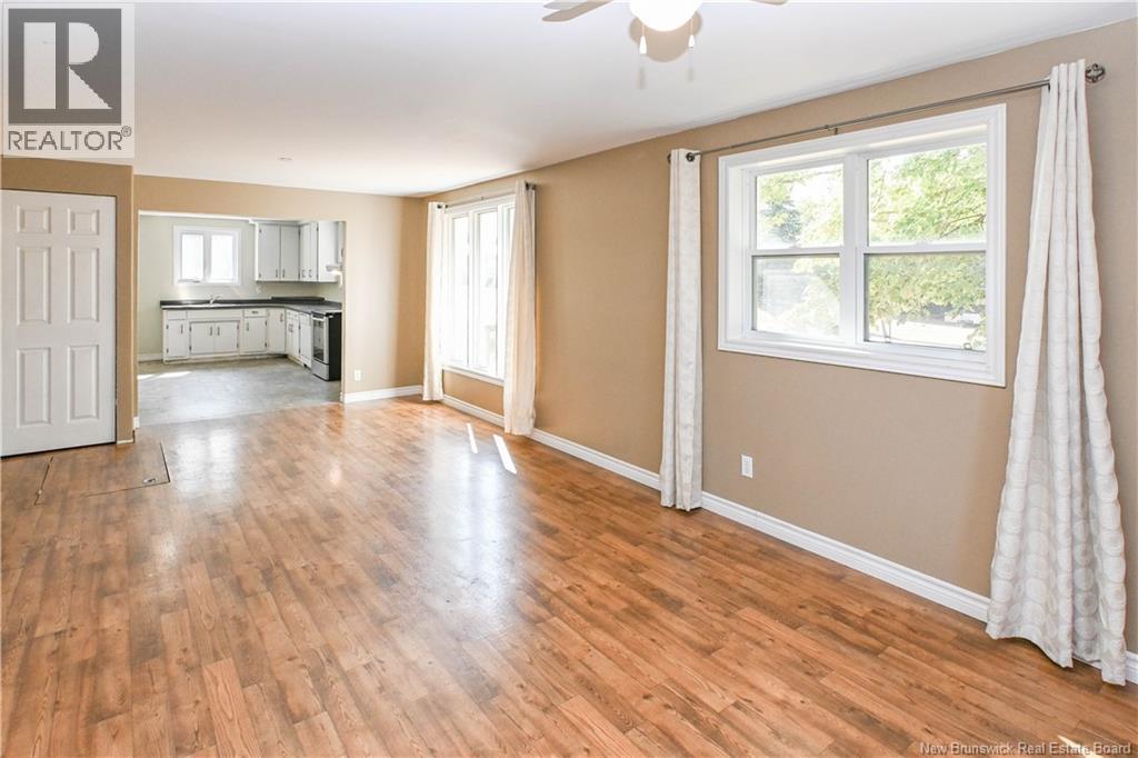 25 Rue Du Portage Street, Caraquet, New Brunswick  E1W 1A8 - Photo 21 - NB126975