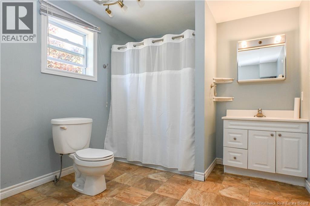25 Rue Du Portage Street, Caraquet, New Brunswick  E1W 1A8 - Photo 23 - NB126975