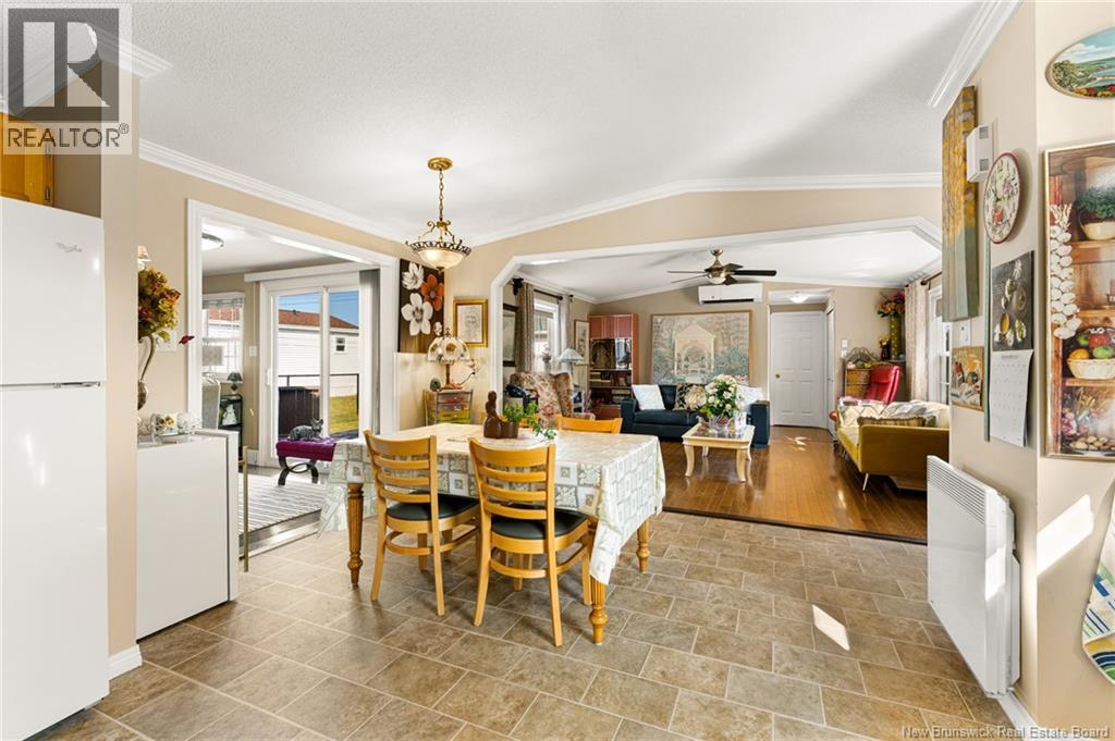 11 Ascona Street, Moncton, New Brunswick  E1H 3H7 - Photo 4 - NB127000