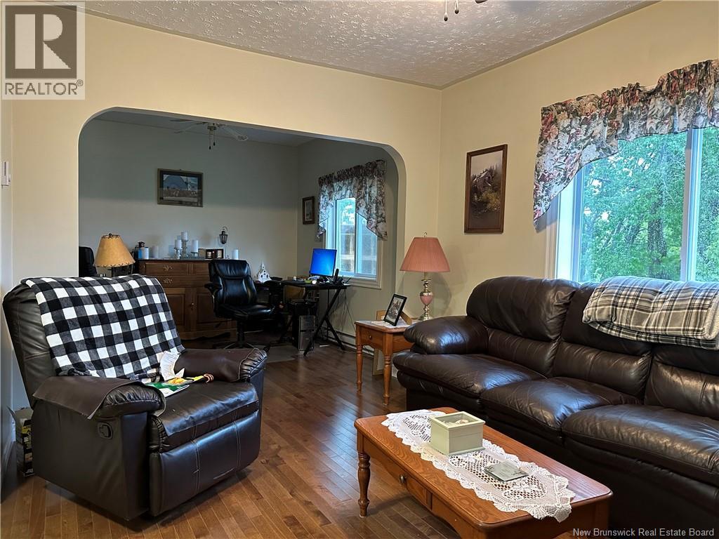 15 Cedar Street, Mcadam, New Brunswick E6J 1V5 - Photo 10 - NB127004