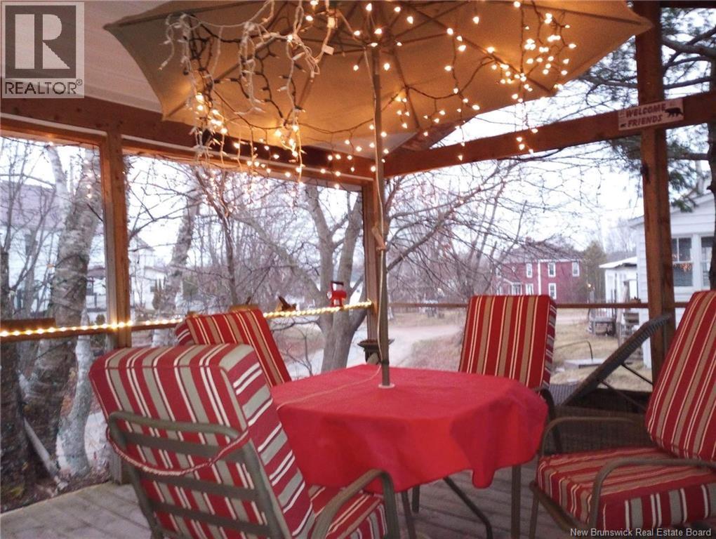 15 Cedar Street, Mcadam, New Brunswick E6J 1V5 - Photo 18 - NB127004