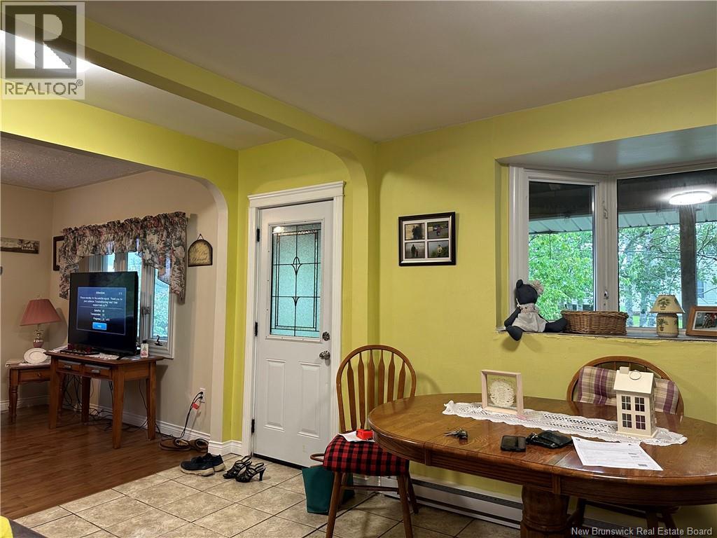 15 Cedar Street, Mcadam, New Brunswick E6J 1V5 - Photo 4 - NB127004