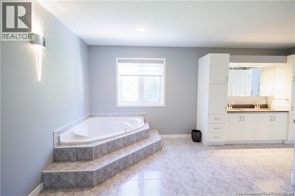 70 River Road, Grand-Sault/grand Falls, New Brunswick E3Z 1R6 - Photo 40 - NB127055