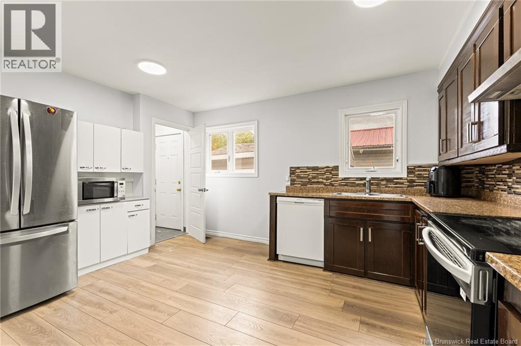 5 Wildwood, Moncton, New Brunswick  E1E 2M4 - Photo 10 - NB126944