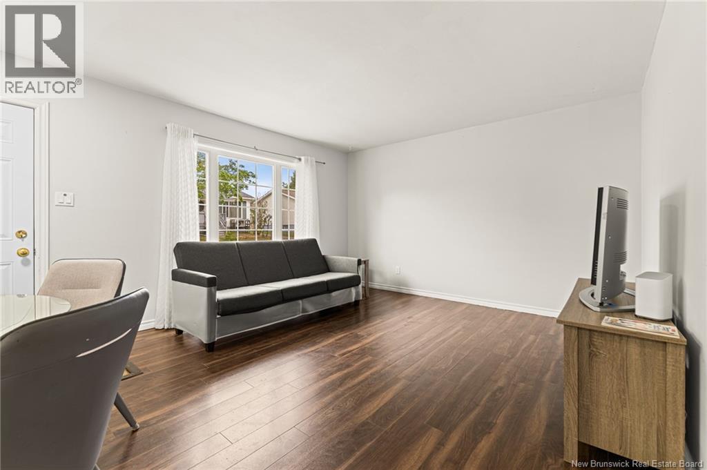 5 Wildwood, Moncton, New Brunswick  E1E 2M4 - Photo 4 - NB126944
