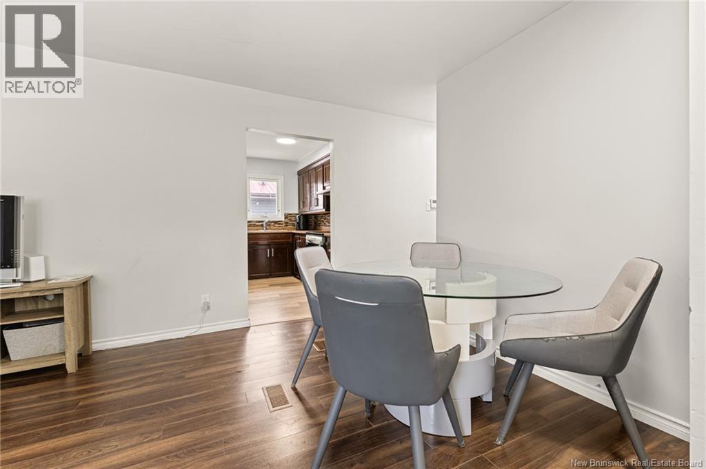 5 Wildwood, Moncton, New Brunswick  E1E 2M4 - Photo 7 - NB126944