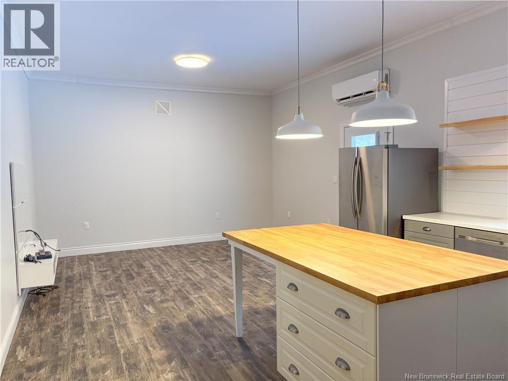 34 Scott Street, Woodstock, New Brunswick  E7M 0C7 - Photo 18 - NB127081