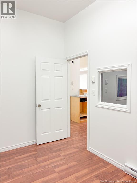 34 Scott Street, Woodstock, New Brunswick  E7M 0C7 - Photo 32 - NB127081
