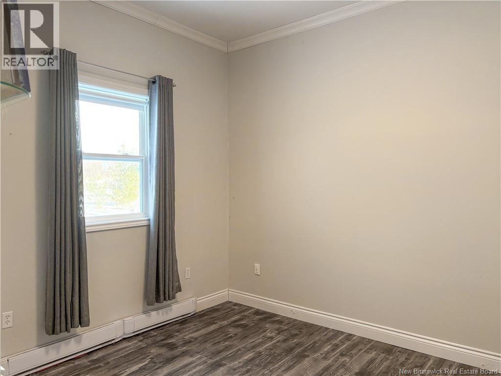 34 Scott Street, Woodstock, New Brunswick  E7M 0C7 - Photo 36 - NB127081