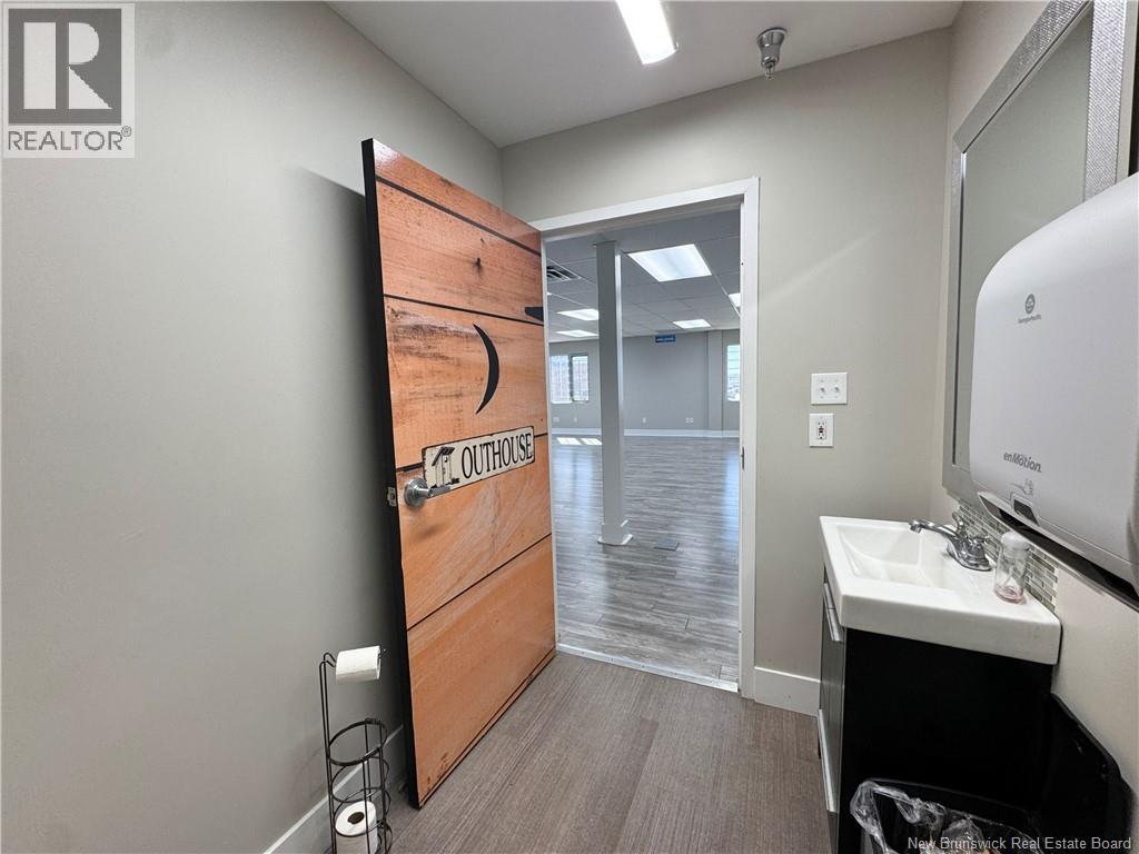 253 Collishaw Street, Moncton, New Brunswick  E1C 9P9 - Photo 18 - NB127100