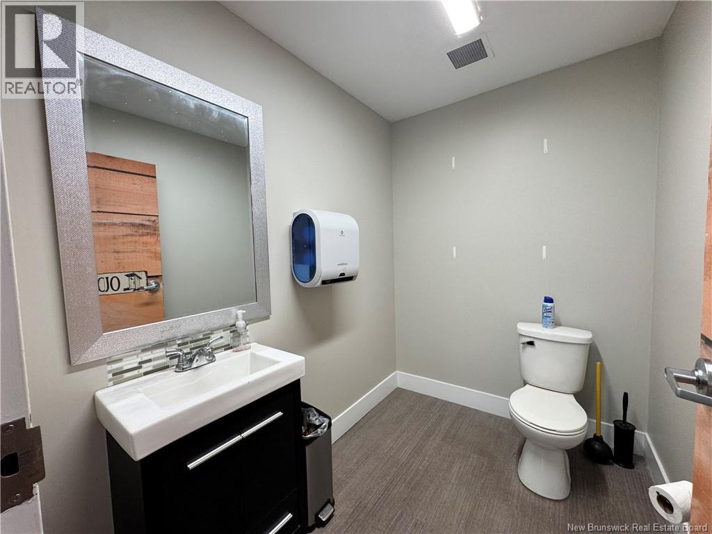 253 Collishaw Street, Moncton, New Brunswick  E1C 9P9 - Photo 19 - NB127100