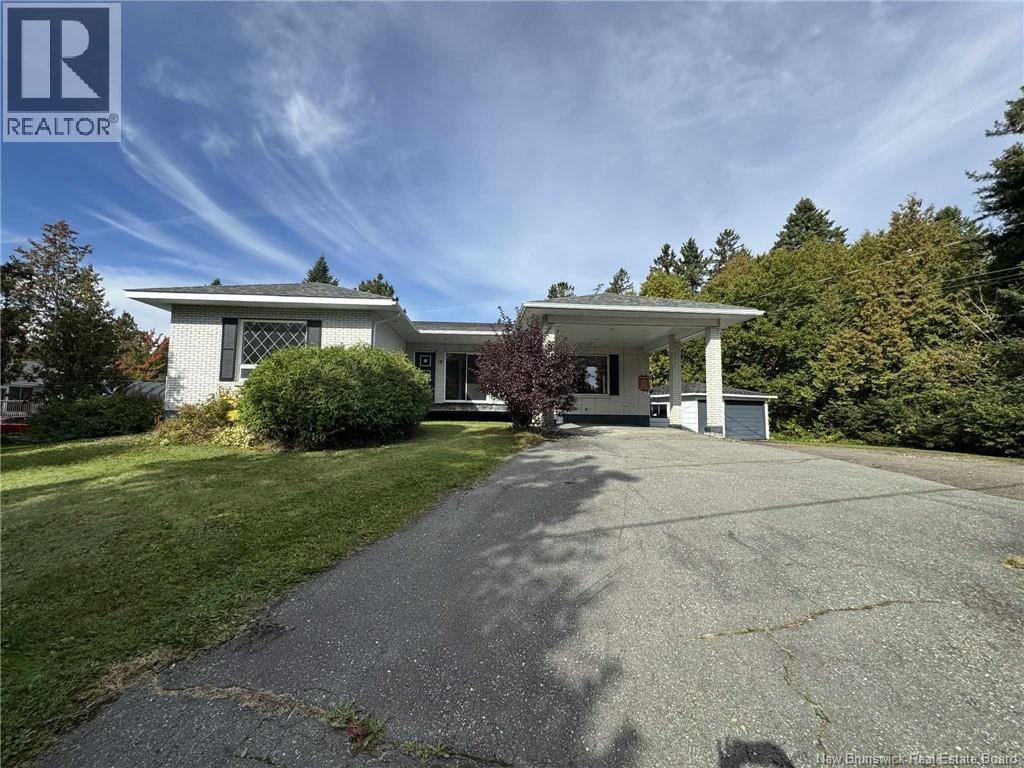 10 Beaulieu Street, Saint-Quentin, New Brunswick E8A 1A9 - Photo 5 - NB127236