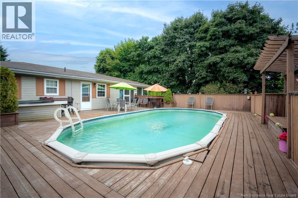 35 Avalon Street, Dieppe, New Brunswick E1A 1J8 - Photo 3 - NB127161