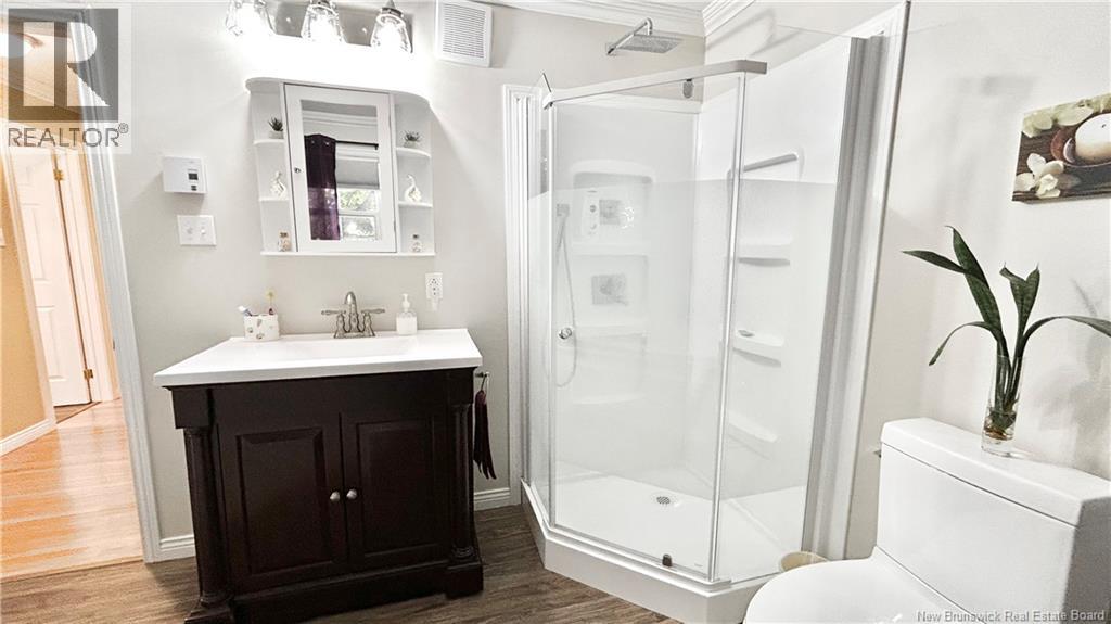 312 St-Pierre E Boulevard, Caraquet, New Brunswick  E1W 1B4 - Photo 15 - NB127339