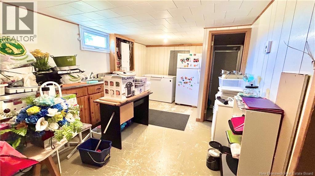 312 St-Pierre E Boulevard, Caraquet, New Brunswick  E1W 1B4 - Photo 26 - NB127339