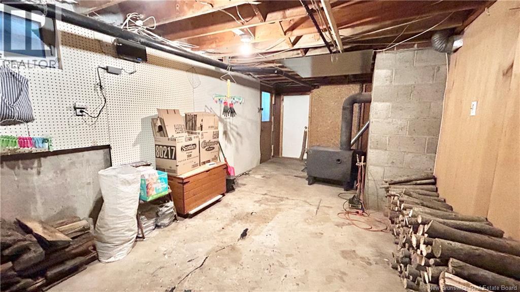 312 St-Pierre E Boulevard, Caraquet, New Brunswick  E1W 1B4 - Photo 28 - NB127339