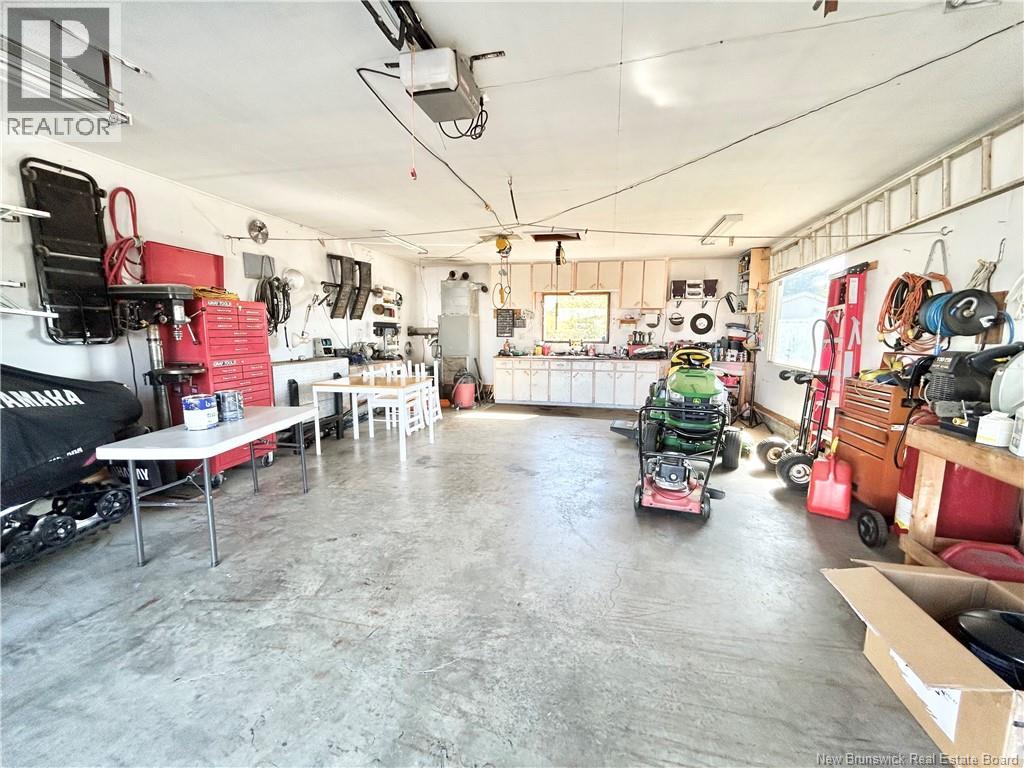 312 St-Pierre E Boulevard, Caraquet, New Brunswick  E1W 1B4 - Photo 36 - NB127339