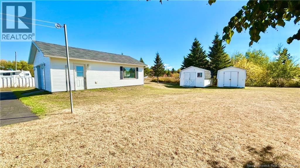 312 St-Pierre E Boulevard, Caraquet, New Brunswick  E1W 1B4 - Photo 39 - NB127339