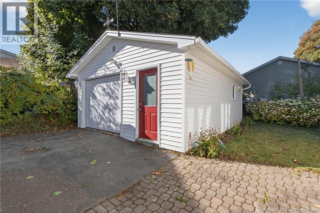 18 Carney Avenue, Moncton, New Brunswick  E1C 4H5 - Photo 42 - NB127363