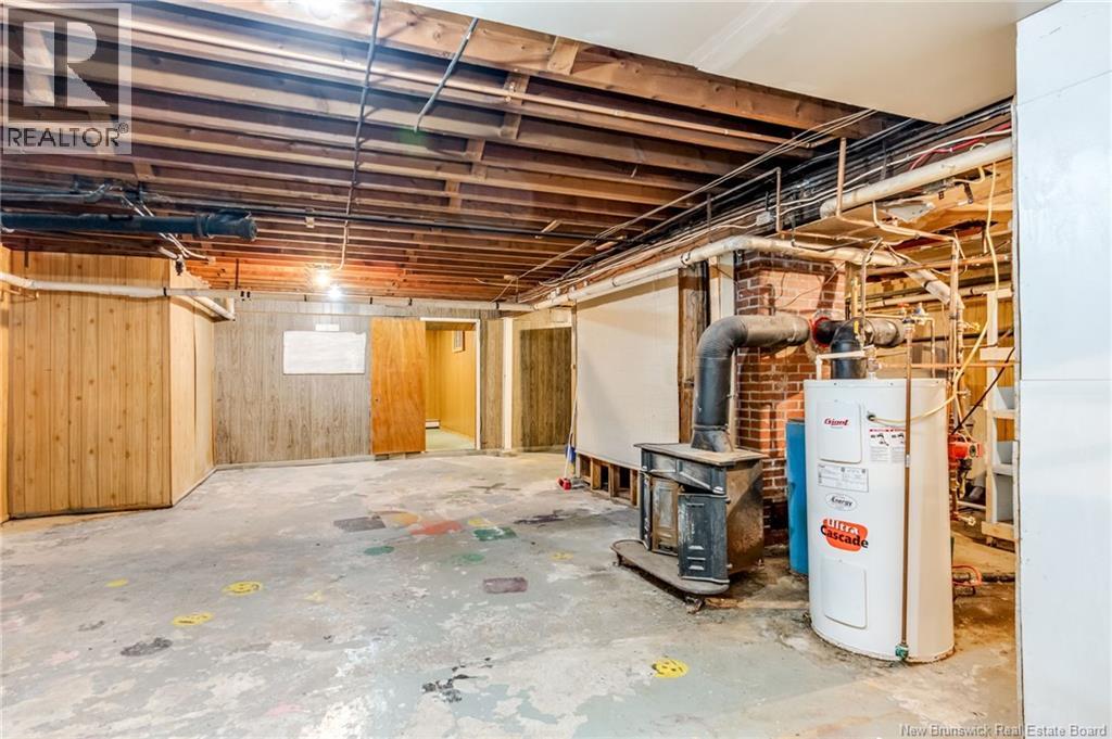 387 Fundy, Saint John, New Brunswick  E2M 2R5 - Photo 38 - NB127393