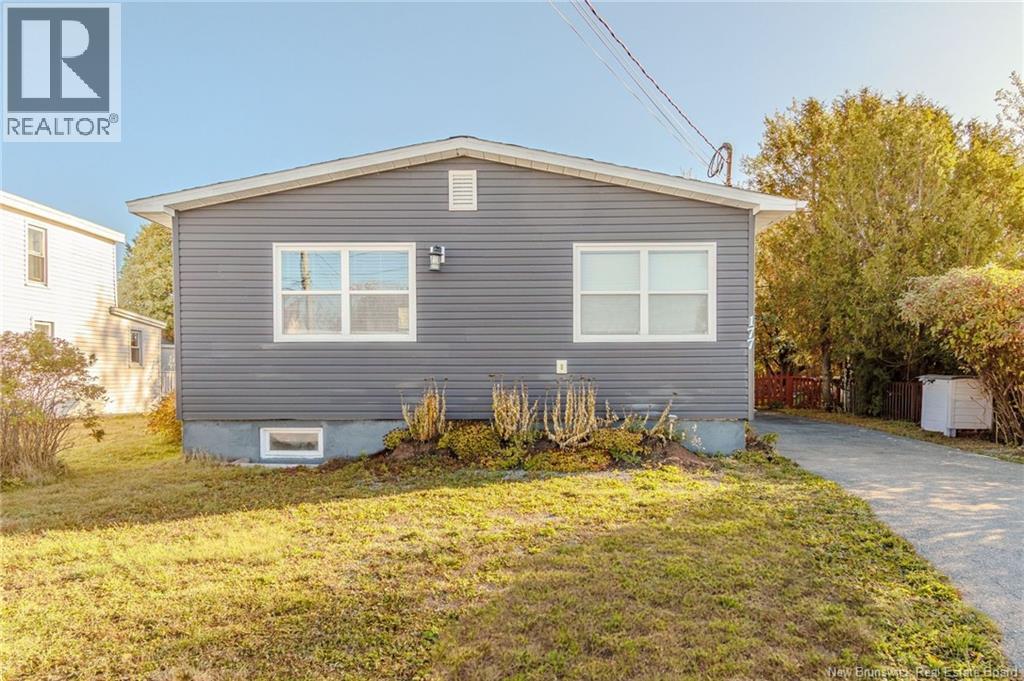 177 Bellevue Street, Saint John, New Brunswick  E2J 1L8 - Photo 1 - NB127431