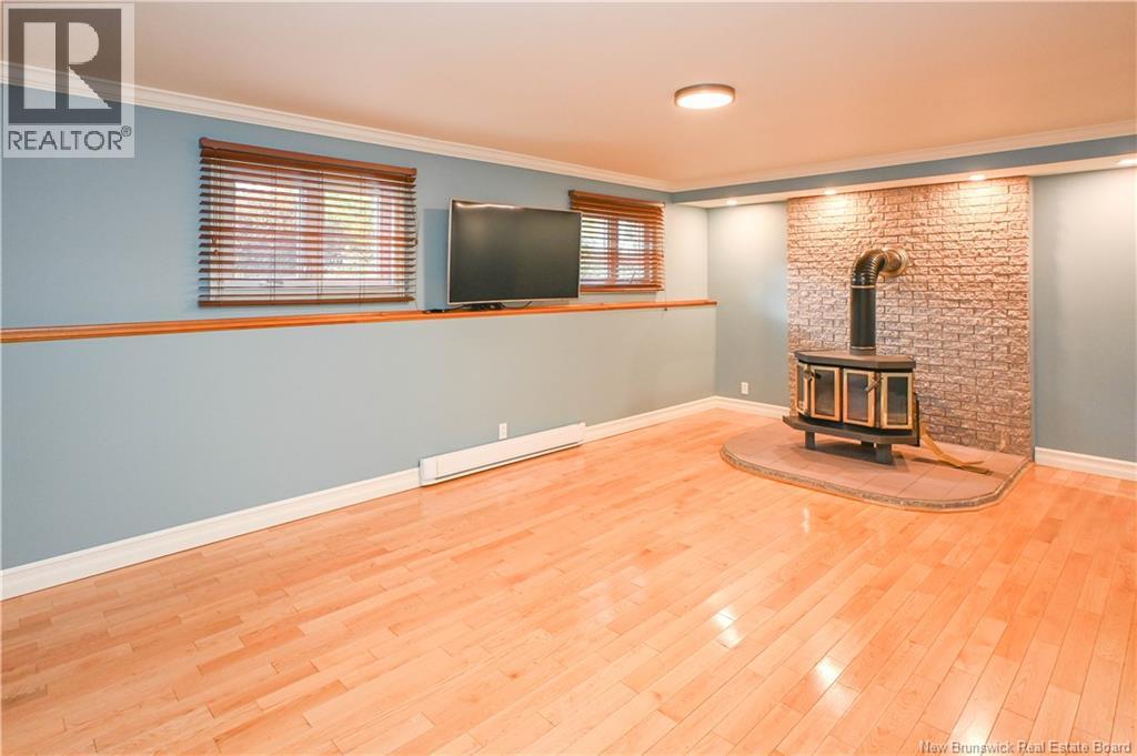 163 Grande-Allée Lane, Caraquet, New Brunswick E1W 1A5 - Photo 42 - NB127471