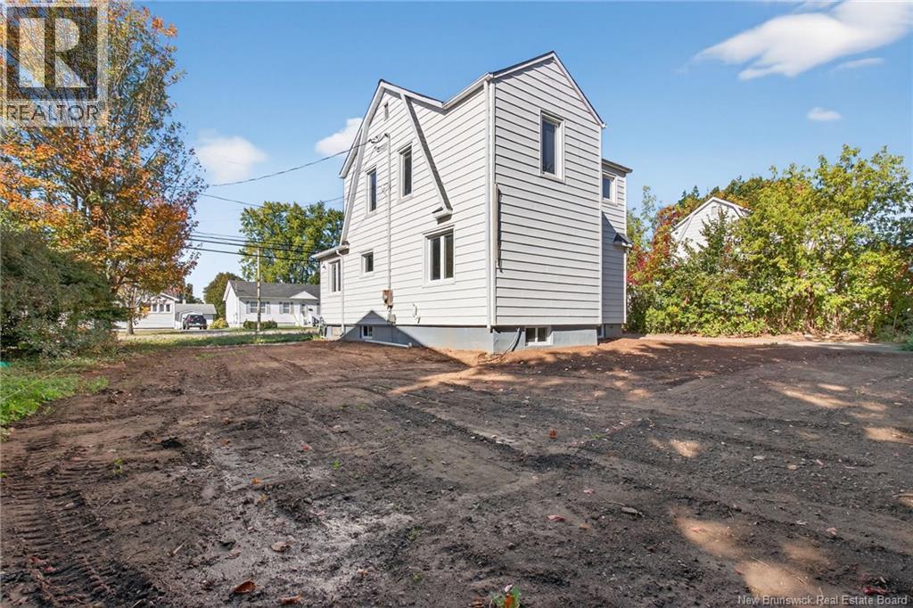97 Milner Street, Moncton, New Brunswick  E1E 2S2 - Photo 2 - NB127438