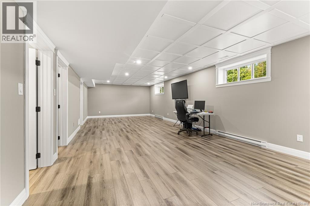 90 Delpech, Moncton, New Brunswick  E1G 0X4 - Photo 34 - NB126669