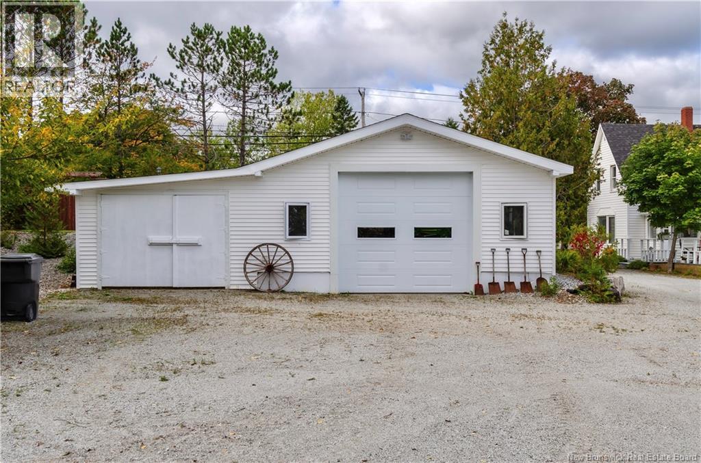 416 Hampton Road, Quispamsis, New Brunswick E2E 4V5 - Photo 8 - NB127526