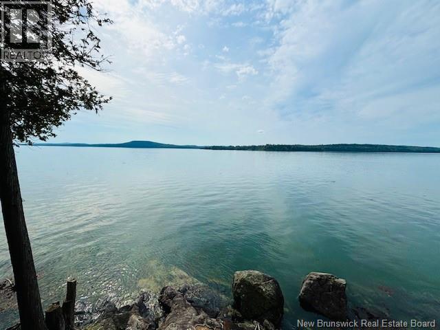 Hills Point Road Oak Bay, St. Stephen, New Brunswick  E3L 4J9 - Photo 1 - NB127576