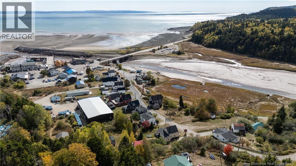 52 Fundy View Drive, Alma, New Brunswick  E4H 1H7 - Photo 7 - NB127296