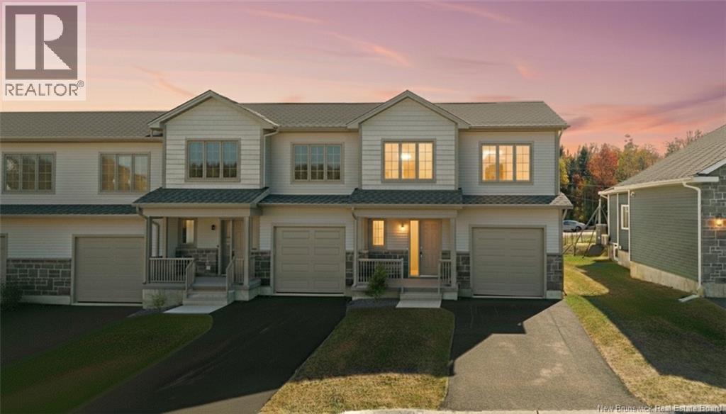 2 Huntingdon Circle, Fredericton, New Brunswick  E3B 0L9 - Photo 1 - NB127691