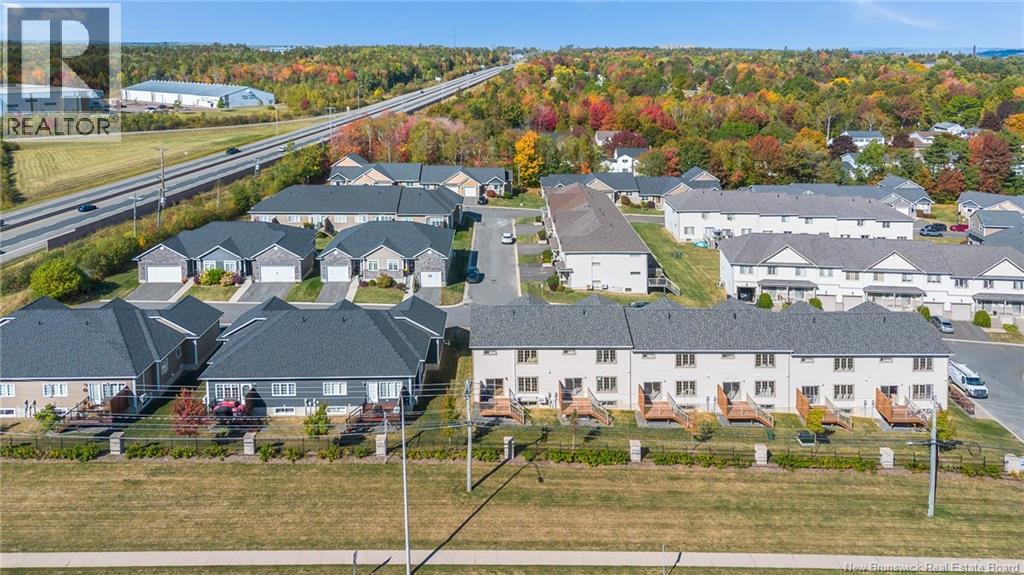2 Huntingdon Circle, Fredericton, New Brunswick  E3B 0L9 - Photo 2 - NB127691