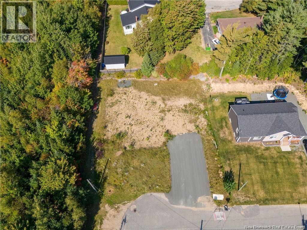 124 Kingston Avenue, Miramichi, New Brunswick E1V 7P8 - Photo 1 - NB127727