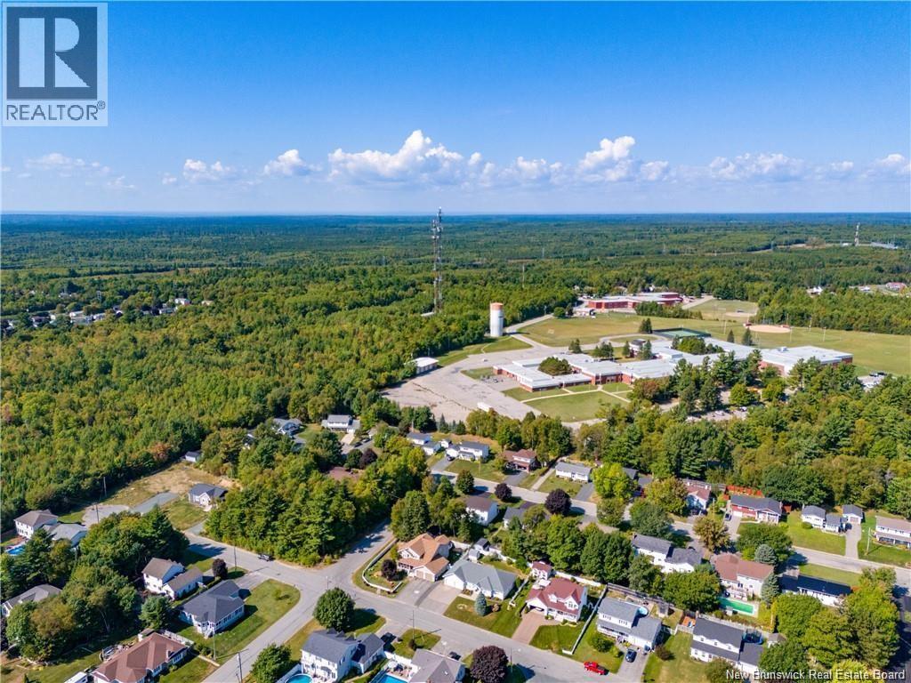 124 Kingston Avenue, Miramichi, New Brunswick E1V 7P8 - Photo 5 - NB127727