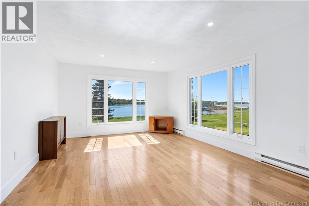 1915 Route 133, Grand-Barachois, New Brunswick  E4P 8S7 - Photo 4 - NB127740