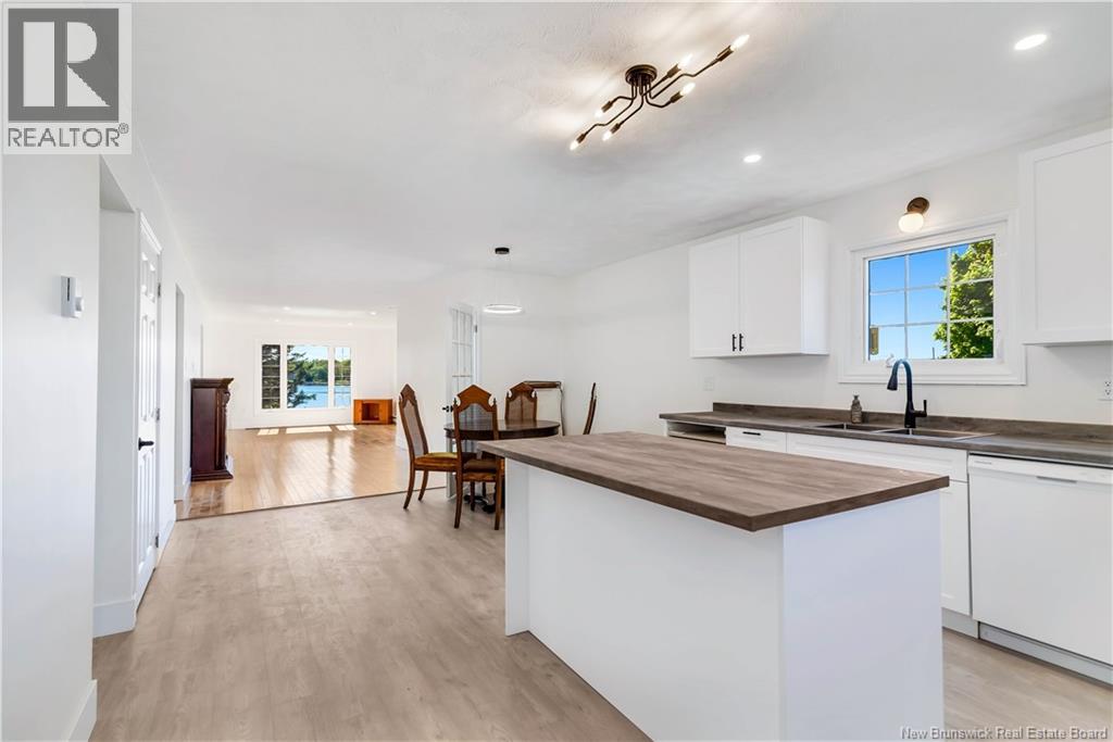 1915 Route 133, Grand-Barachois, New Brunswick  E4P 8S7 - Photo 7 - NB127740