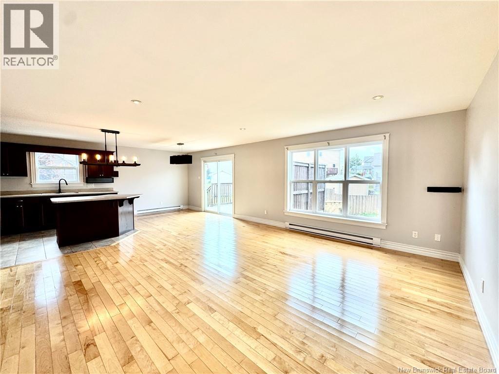 193 Houlahan, Dieppe, New Brunswick E1A 4X6 - Photo 10 - NB127776