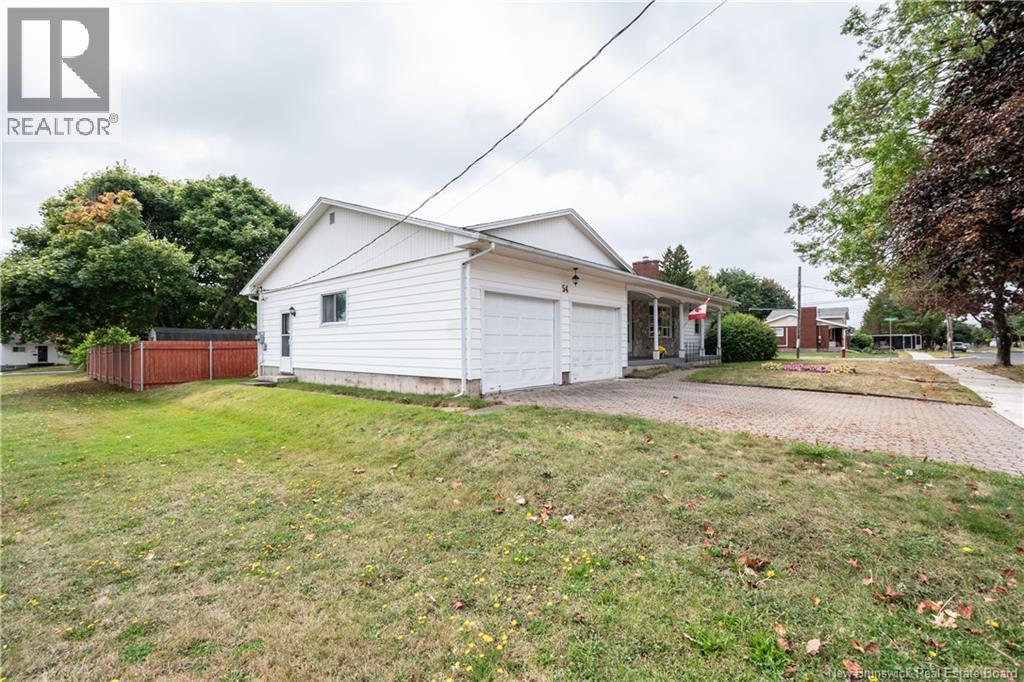 54 Bessborough, Moncton, New Brunswick  E1E 4A2 - Photo 50 - NB127560