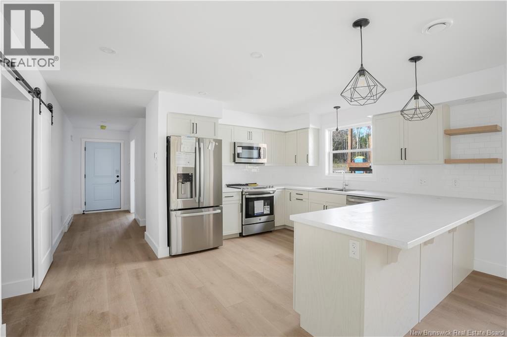 6 Terry Fox Drive, Oromocto, New Brunswick  E2V 0P6 - Photo 4 - NB127680