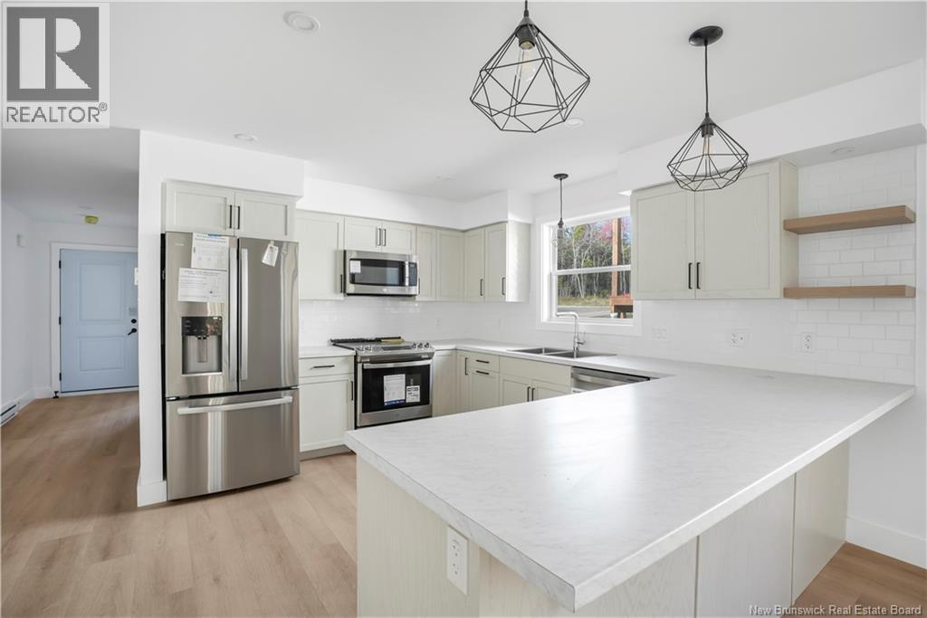 12 Terry Fox Drive, Oromocto, New Brunswick  E2V 0P6 - Photo 11 - NB127721