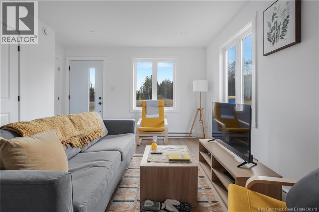 16 Terry Fox Drive, Oromocto, New Brunswick  E2V 0P6 - Photo 6 - NB127704