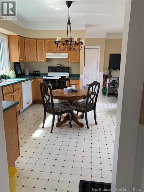 38 King Street, Sackville, New Brunswick  E4L 3N5 - Photo 5 - NB127759