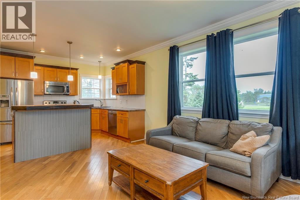 889 Latimore Lake, Saint John, New Brunswick E2N 1X9 - Photo 4 - NB127882