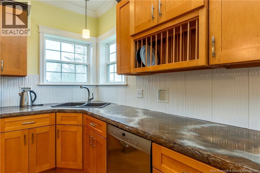 889 Latimore Lake, Saint John, New Brunswick E2N 1X9 - Photo 9 - NB127882