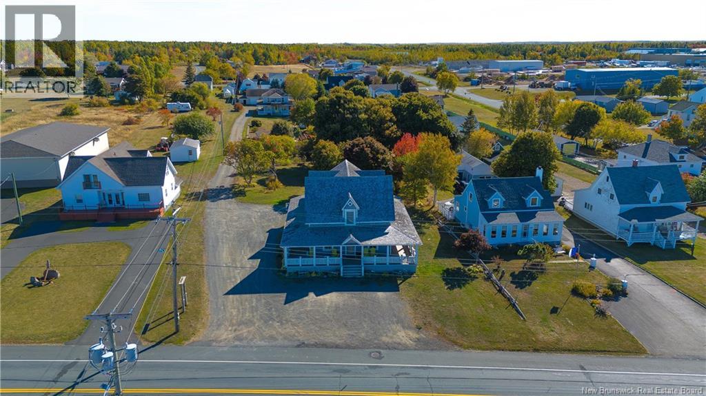 142 Saint-Pierre E Boulevard, Caraquet, New Brunswick  E1W 1B1 - Photo 14 - NB127893
