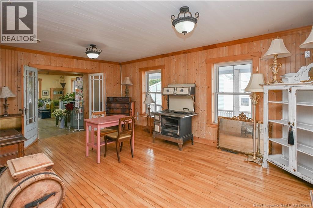 142 Saint-Pierre E Boulevard, Caraquet, New Brunswick  E1W 1B1 - Photo 23 - NB127893