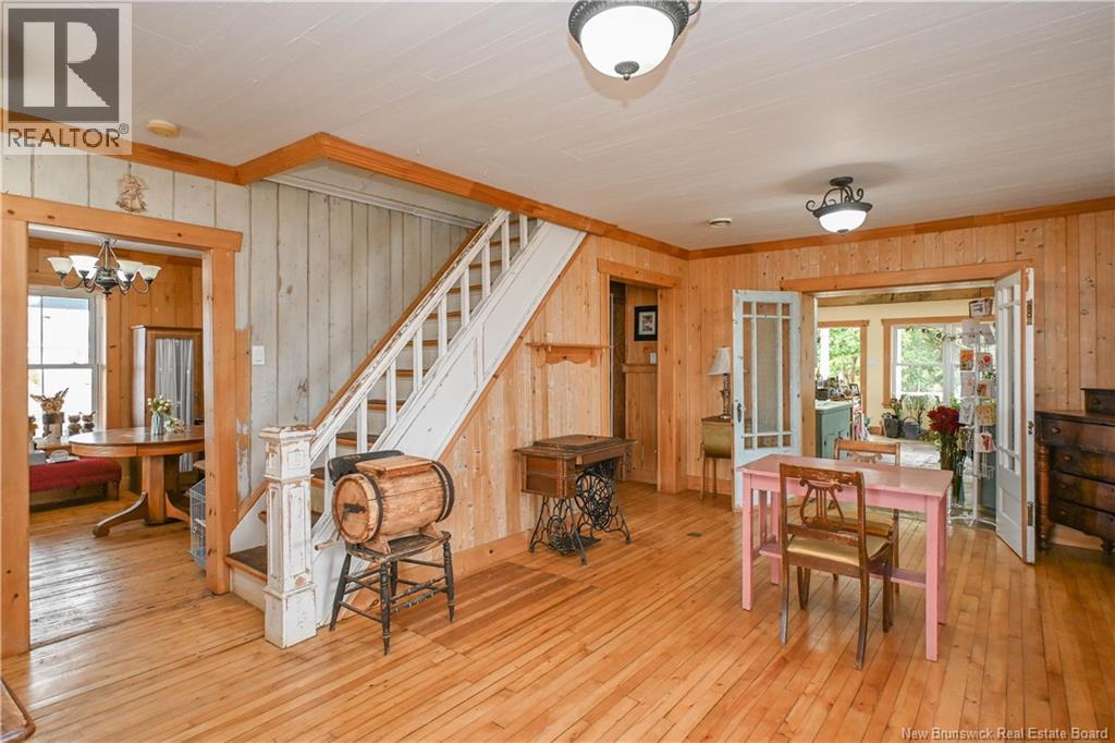 142 Saint-Pierre E Boulevard, Caraquet, New Brunswick  E1W 1B1 - Photo 24 - NB127893